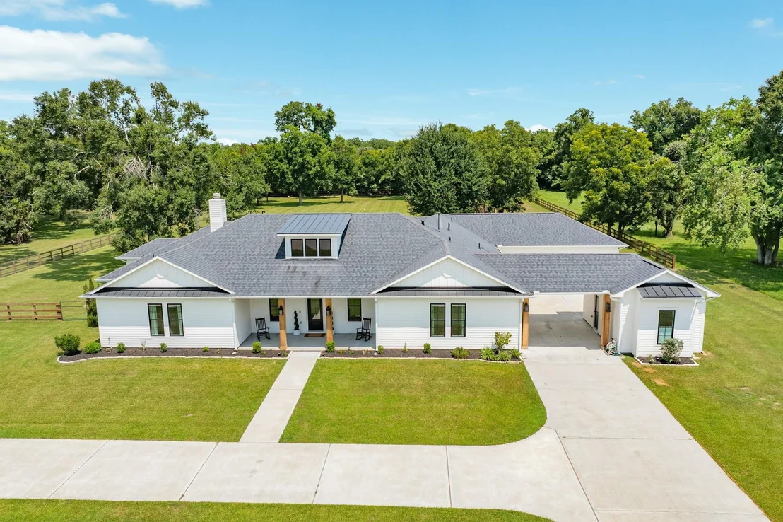 Photo of 16811 Wrangler Road