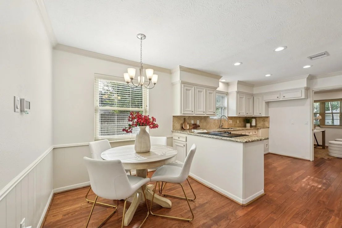Photo of 11003 Overbrook Lane
