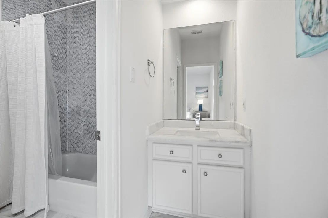 Photo of 320 Harborside Circle