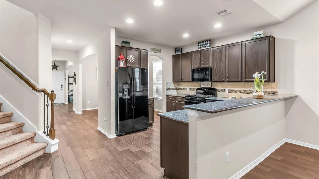 Photo of 2325 Garden Square Path