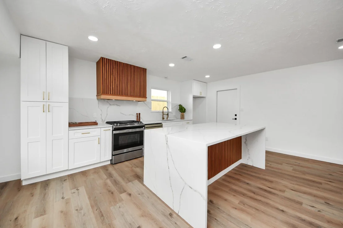 Photo of 717 Phyllis Court
