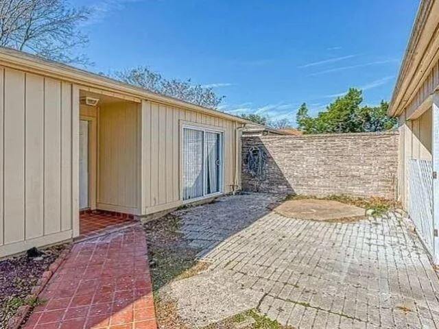 Photo of 3610 Vineyard Drive