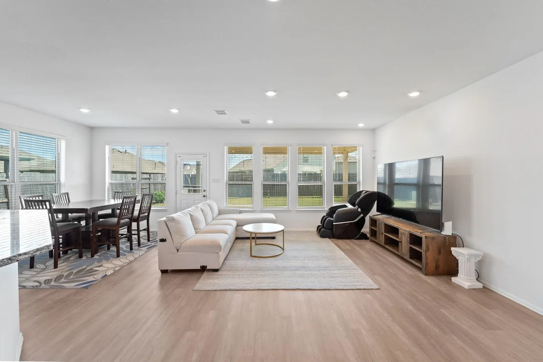 Photo of 5107 Twin Summit Drive