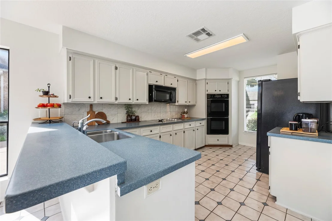 Photo of 1802 Quarterpath Drive