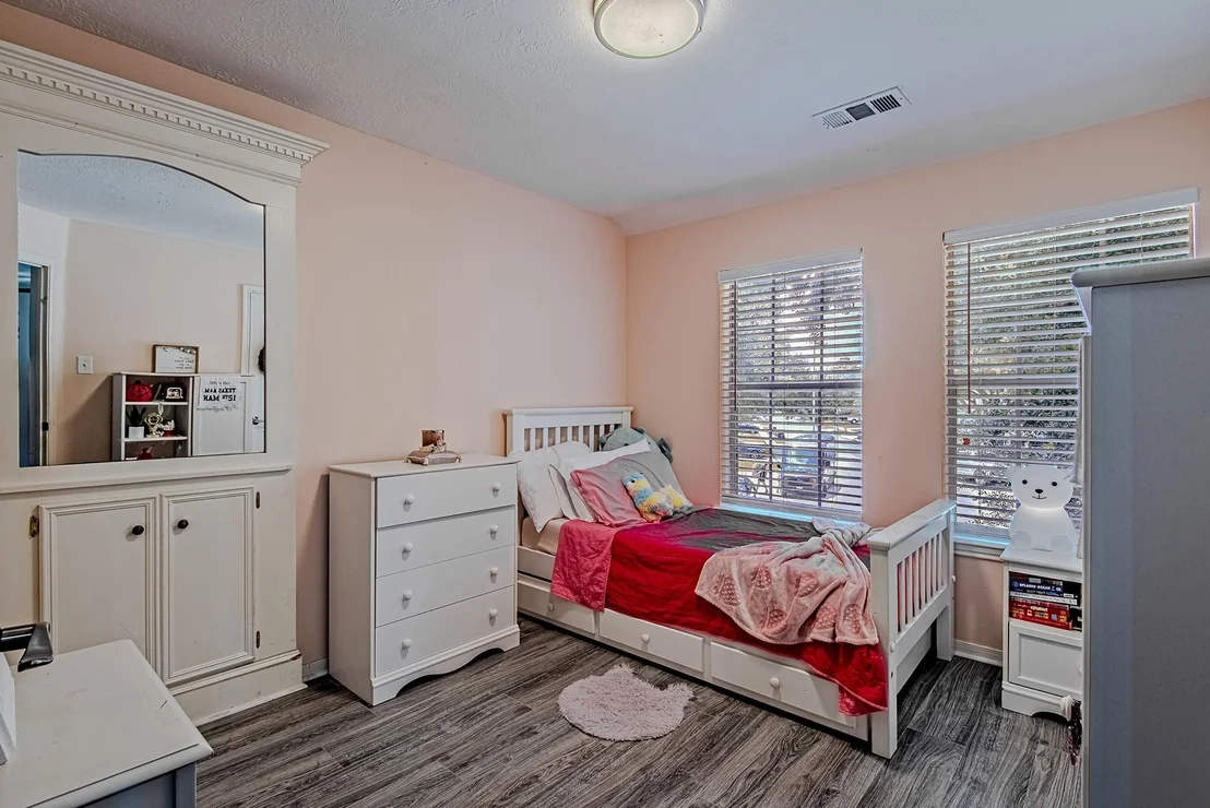 Photo of 7034 Maid Stone Drive