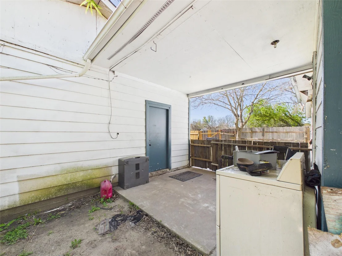 Photo of 2725 Redbud Lane
