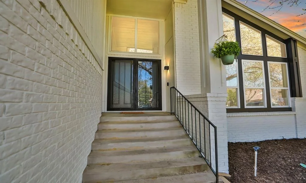 Photo of 16831 Bouldgreen