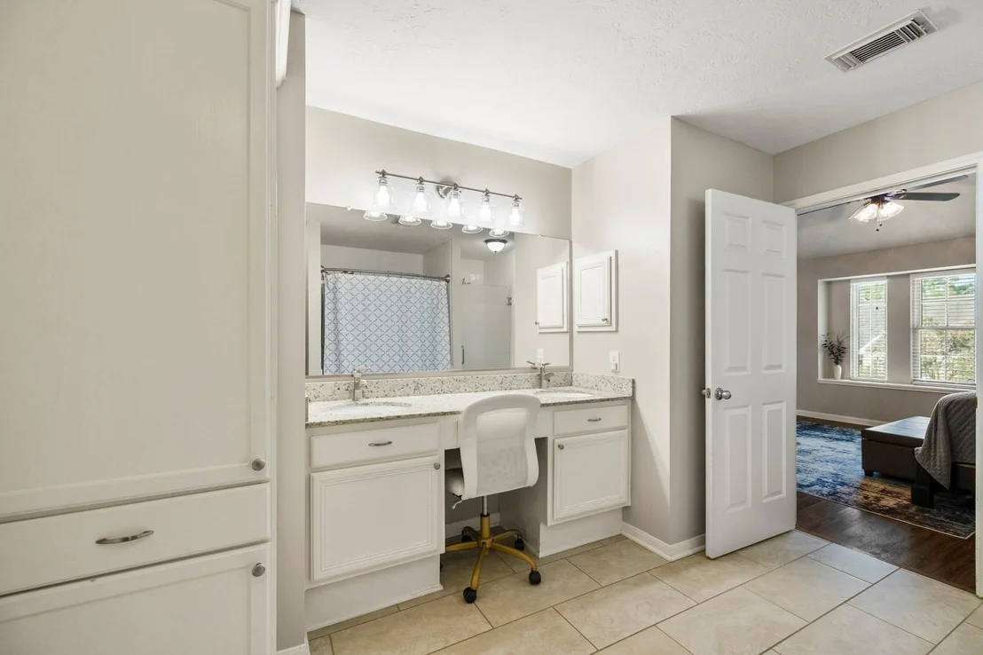 Photo of 21814 Long Castle Drive