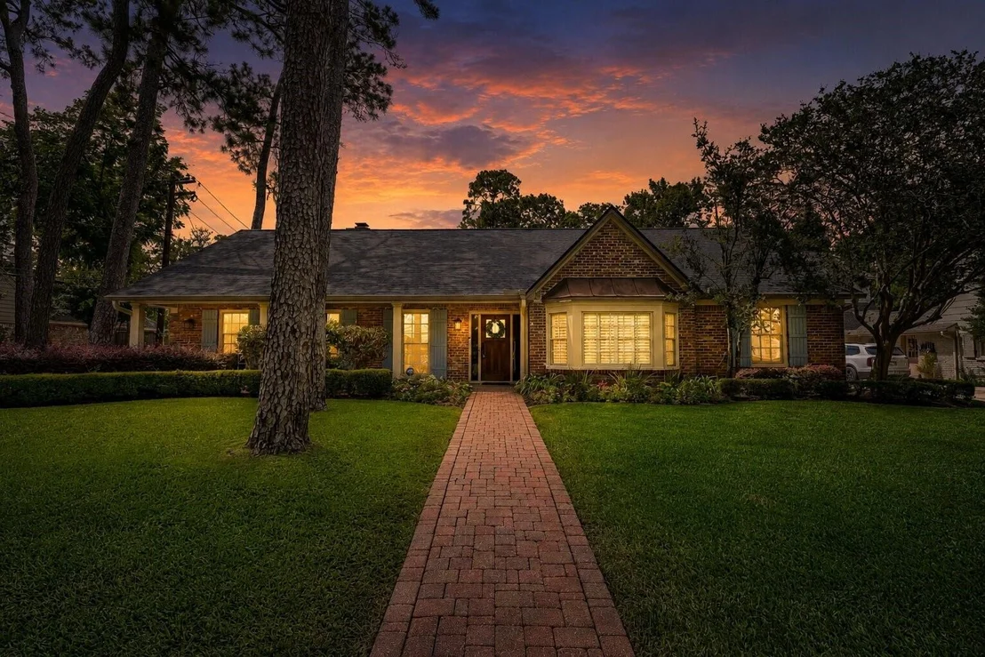 Photo of 13010 Conifer Road