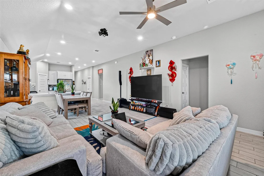 Photo of 2819 Solitude Pine Lane