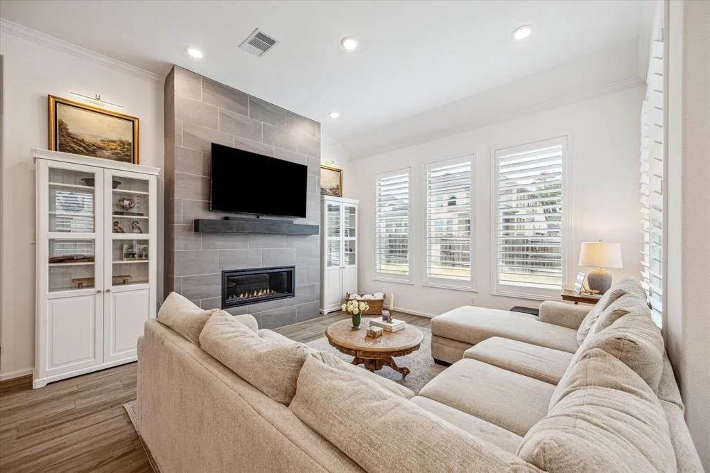 Photo of 612 Cypress Bay Lane