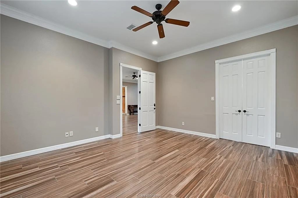 Photo of 4304 Hyde Park Lane