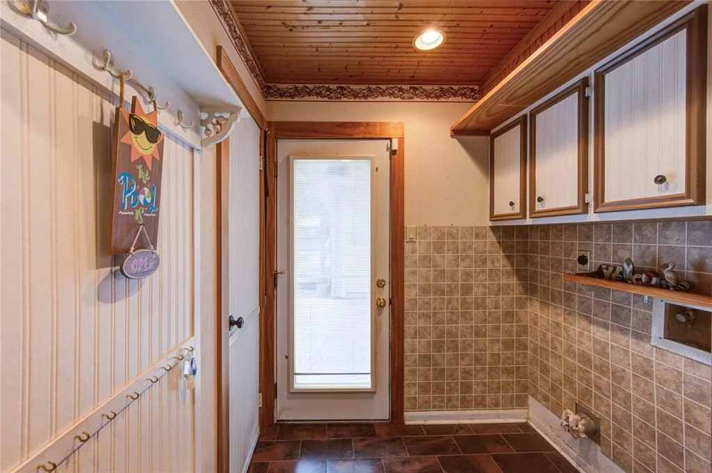 Photo of 22211 Bucktrout Lane