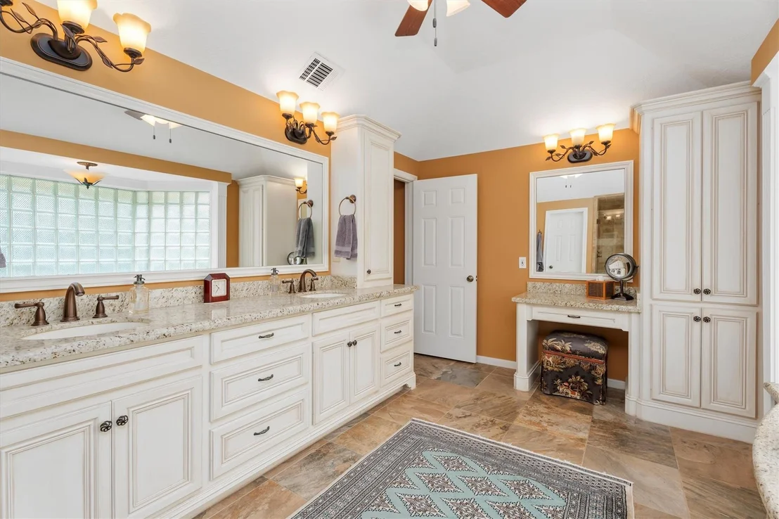 Photo of 9523 Enstone Circle