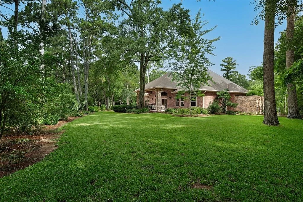 Photo of 11 Chestnut Hill Court