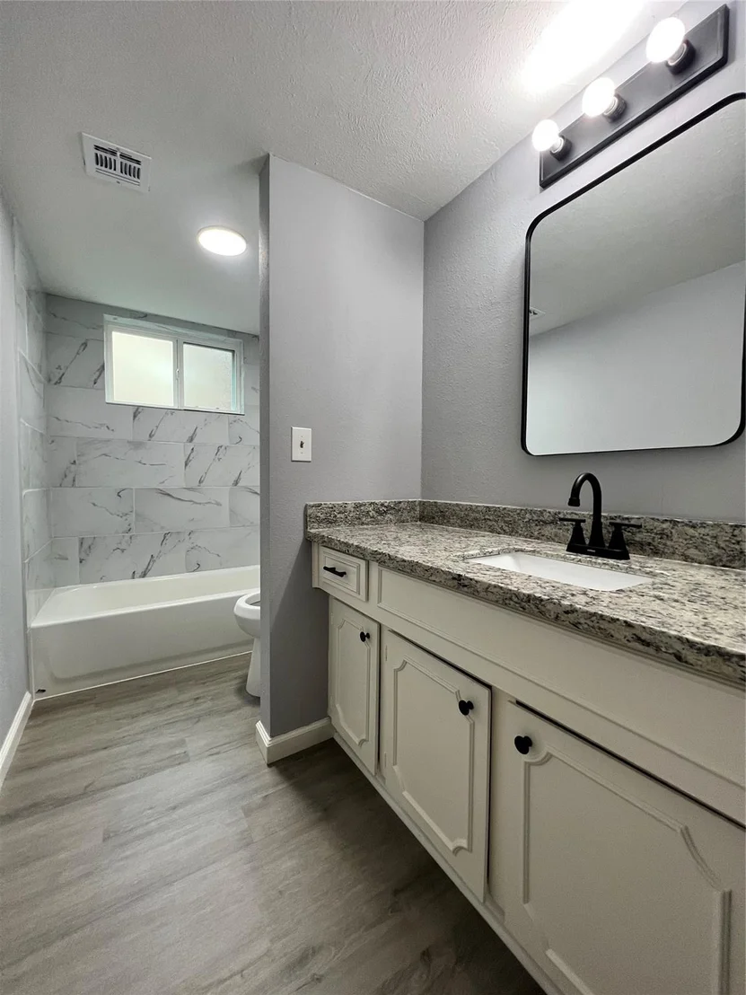 Photo of 7110 Ensworth Drive
