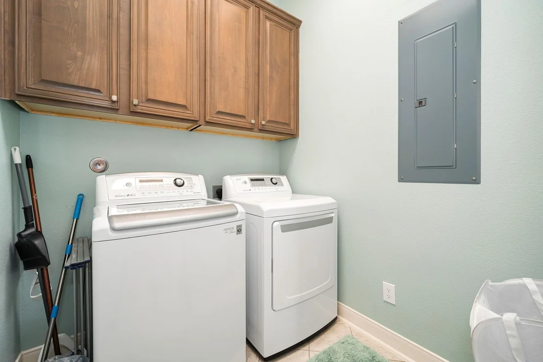 Photo of 4210 Sandpiper