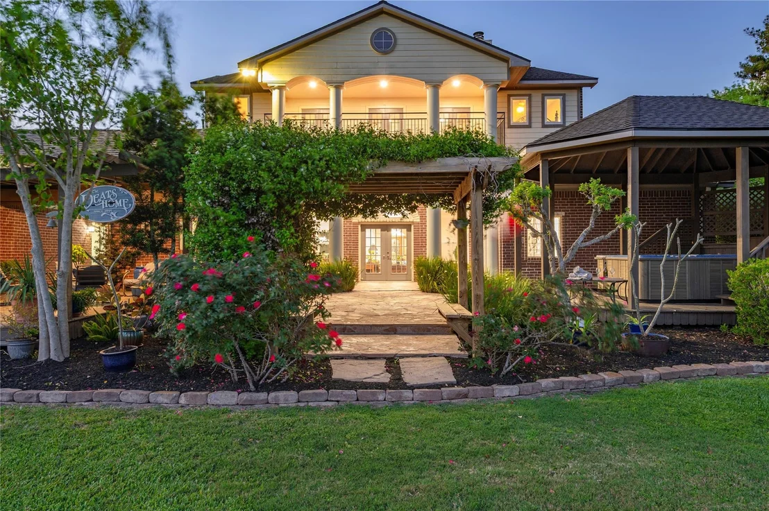 Photo of 8211 Deats Lane