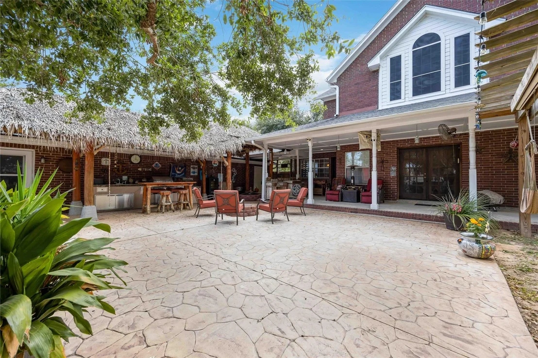 Photo of 1290 County Road 145