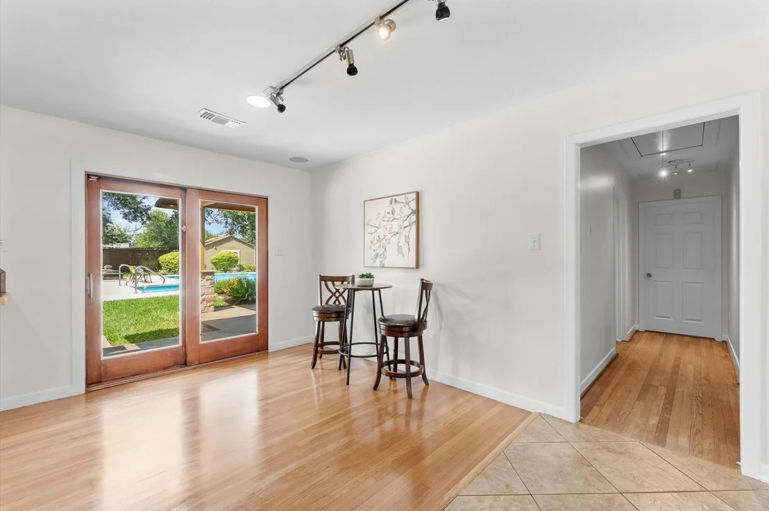 Photo of 4010 Brookwoods Drive