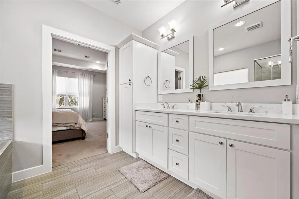 Photo of 2434 Cochran Street