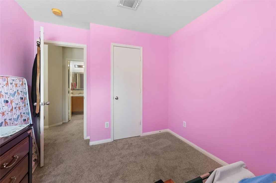 Photo of 1819 NW Emerald Pathway Drive