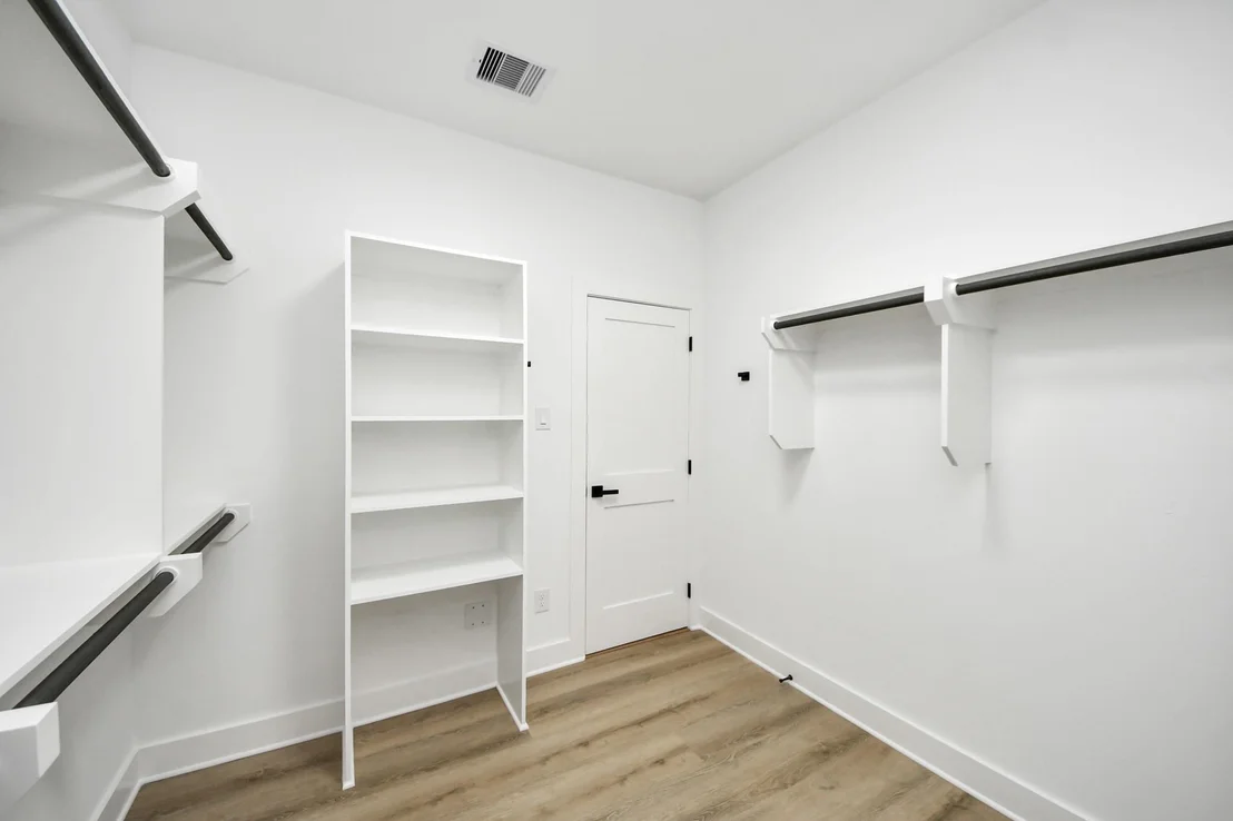 Photo of 3304 Bond Street