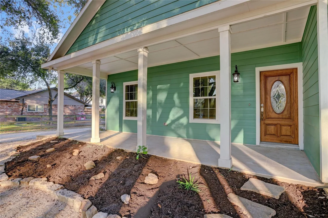 Photo of 2075 Lomax School Road