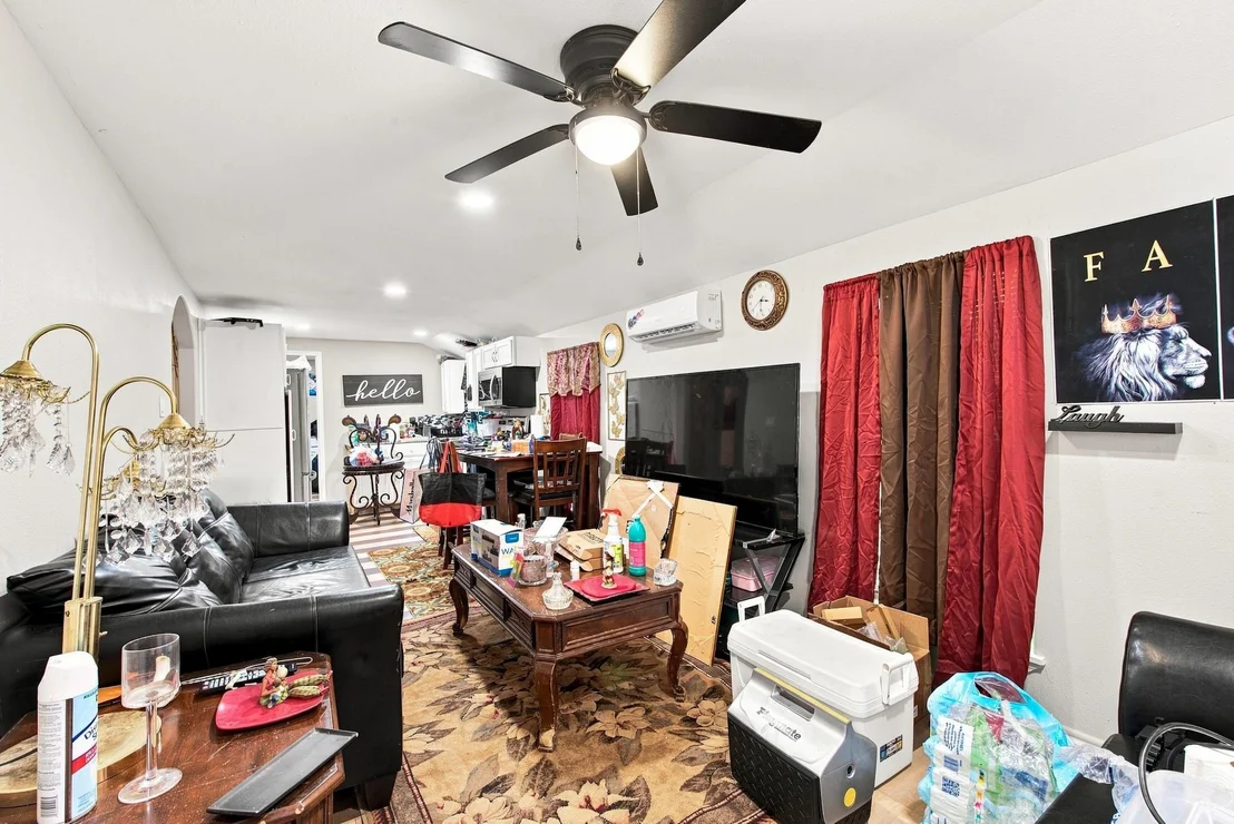 Photo of 1211 W 18th Street