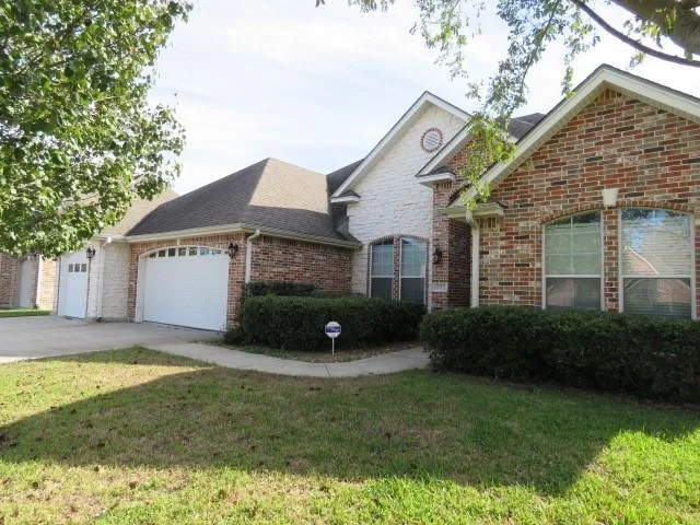 Photo of 6315 Claybourn Drive