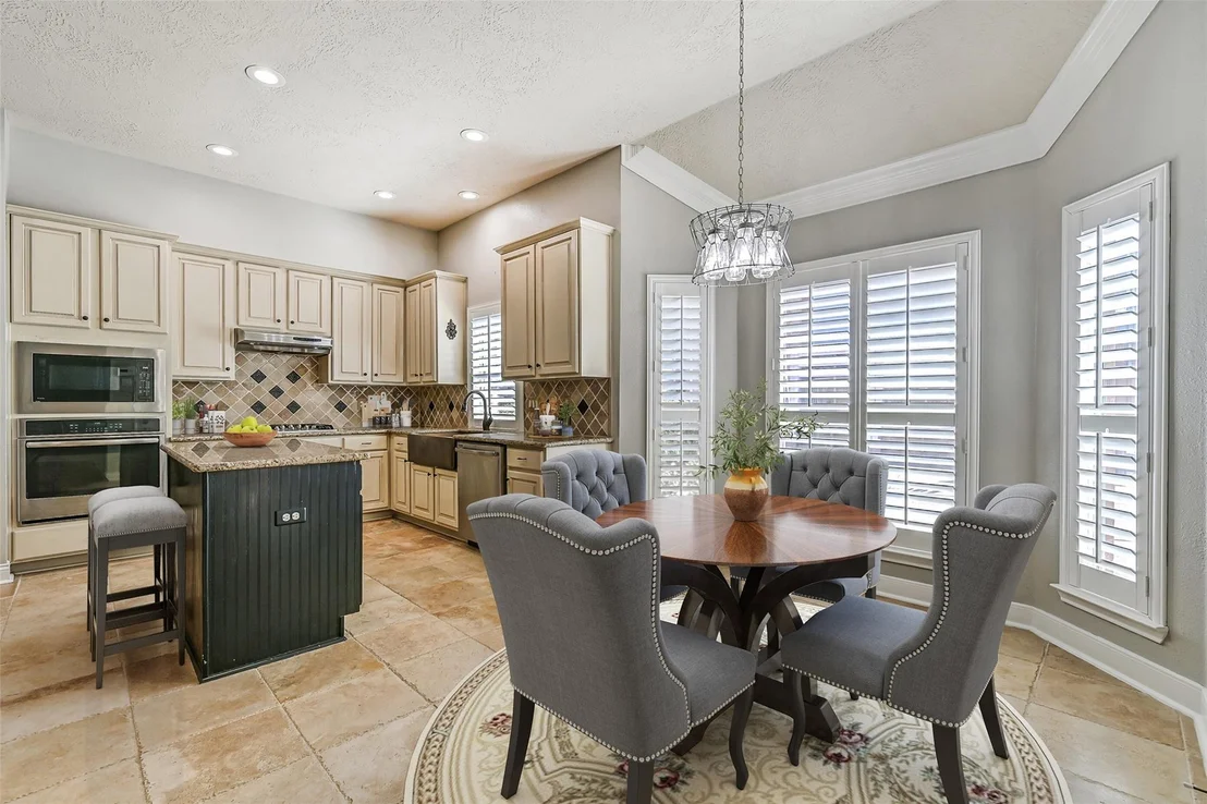 Photo of 901 High Ridge Circle