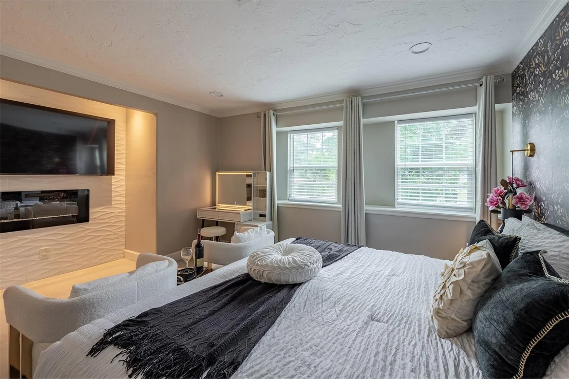 Photo of 4310 Black Locust Drive