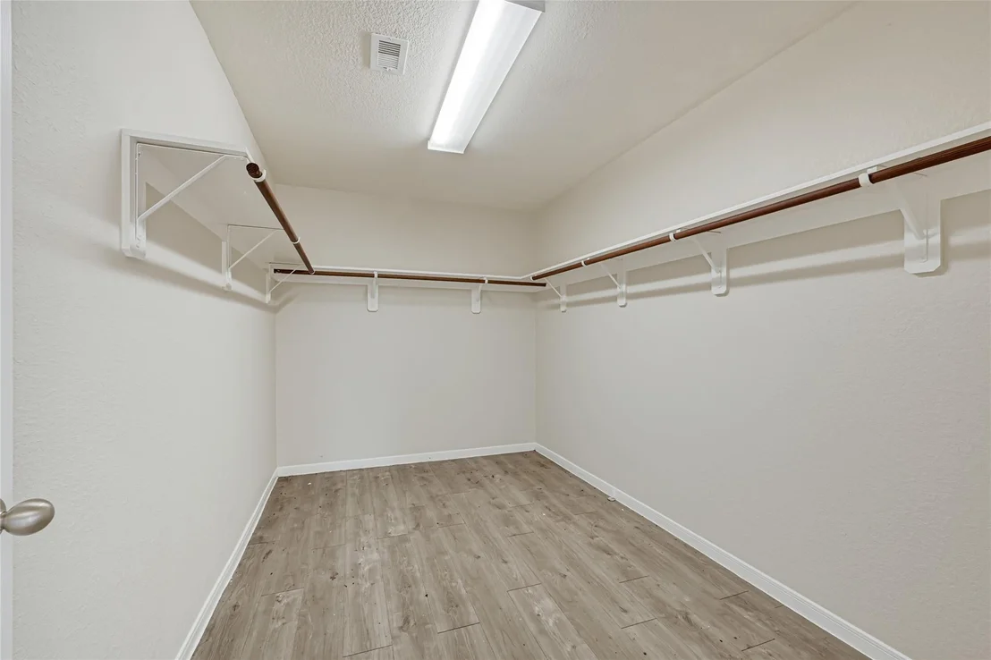 Photo of 11610 Wingborne Lane