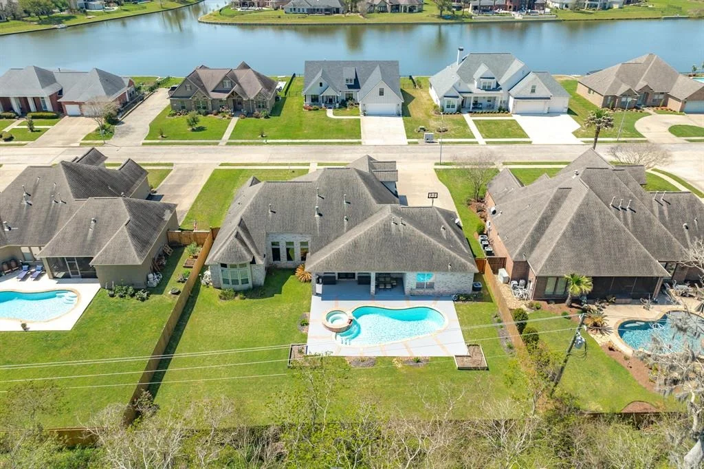 Photo of 230 Arrowhead Drive