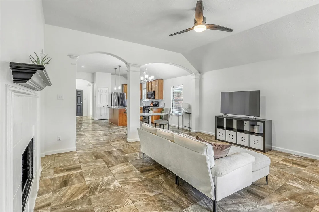 Photo of 6015 Wildbriar Lane