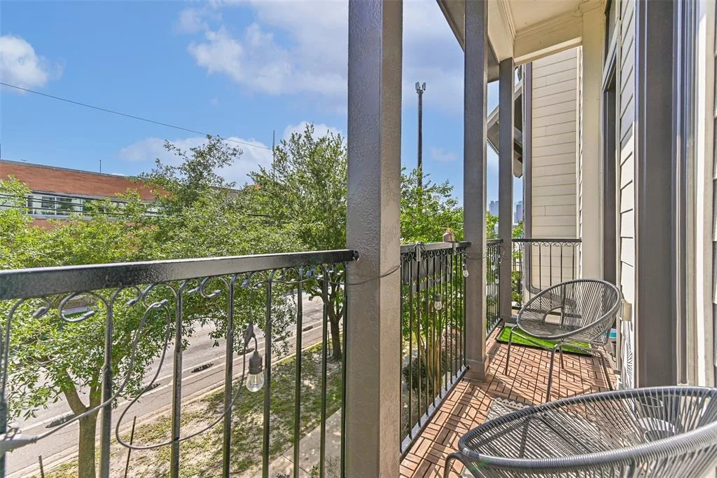 Photo of 2425 Polk Street