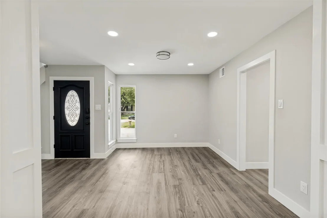 Photo of 5831 Fair Forest Drive