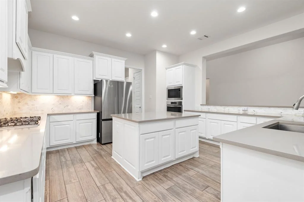 Photo of 28223 Green Meadow Way