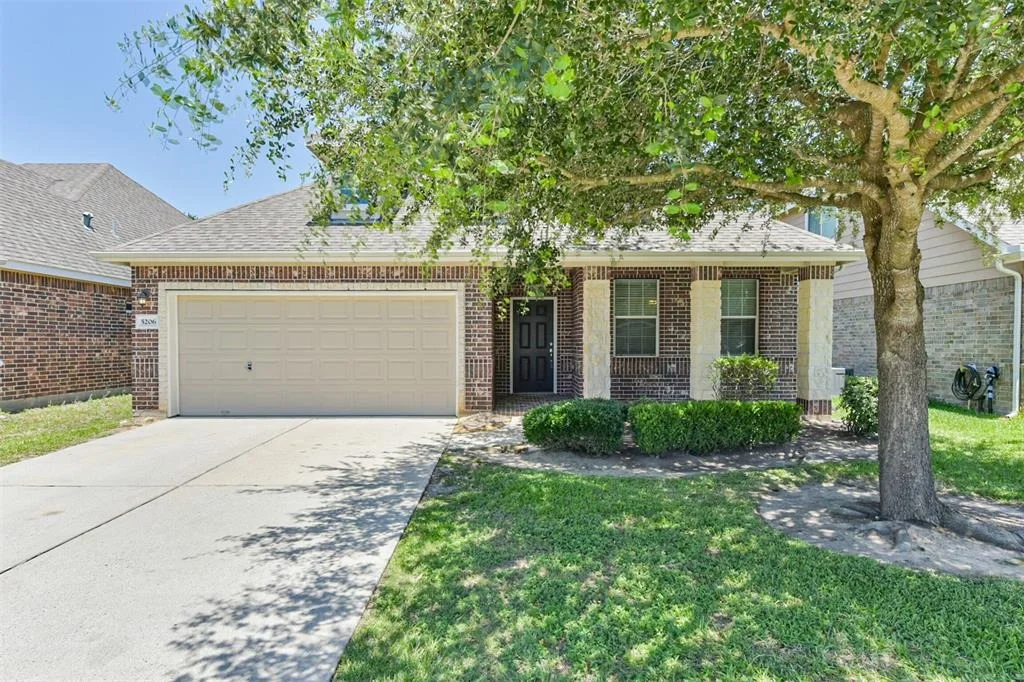 Photo of 5206 Lakota Trail