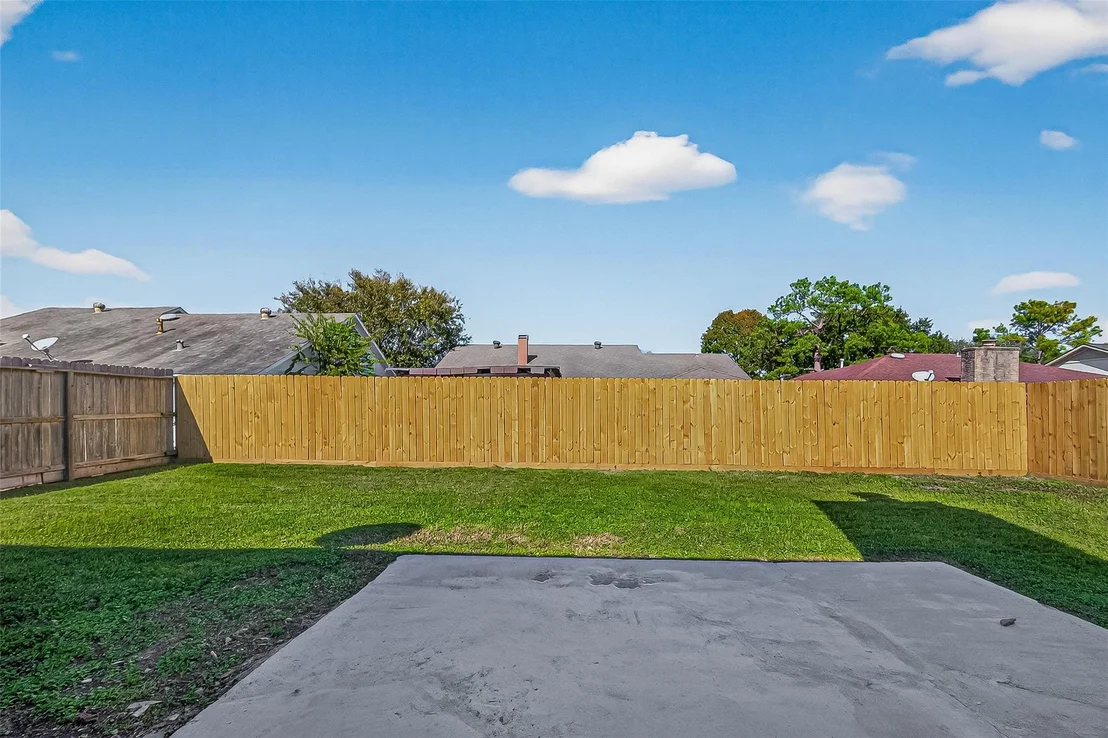 Photo of 5718 Longforest Drive