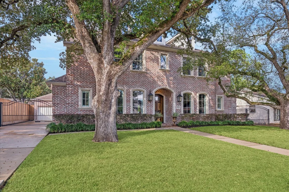 Photo of 6234 Lynbrook Drive