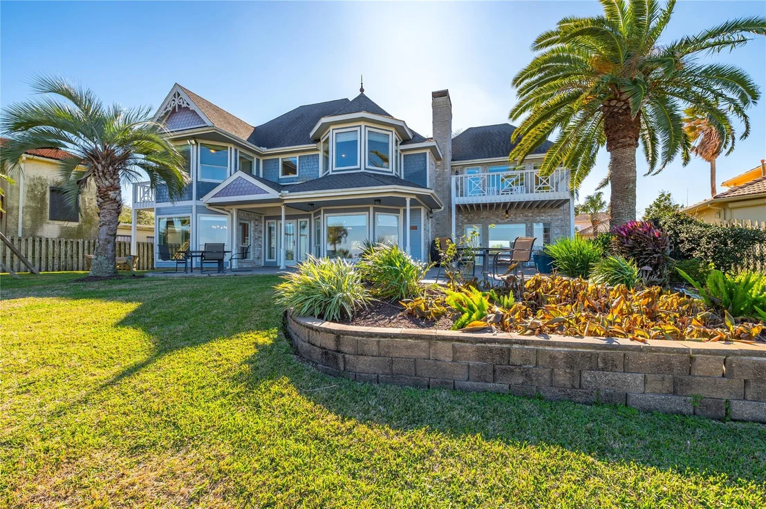 Photo of 5123 W Bayshore Drive
