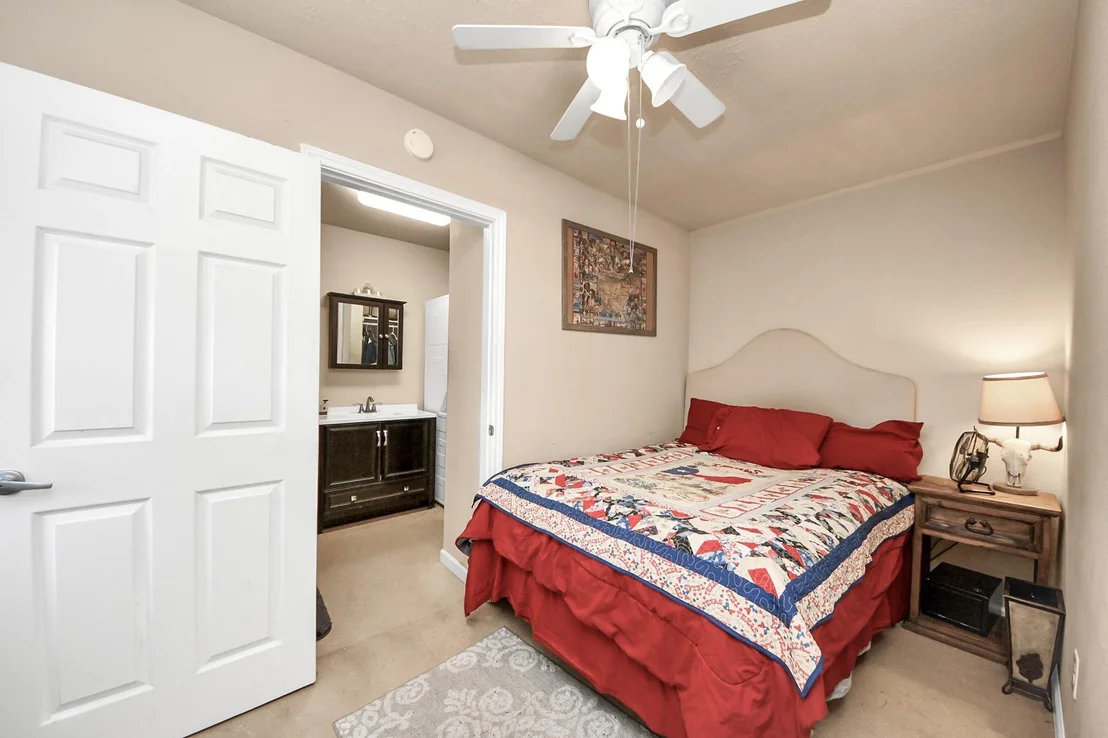 Photo of 15810 Merle Road
