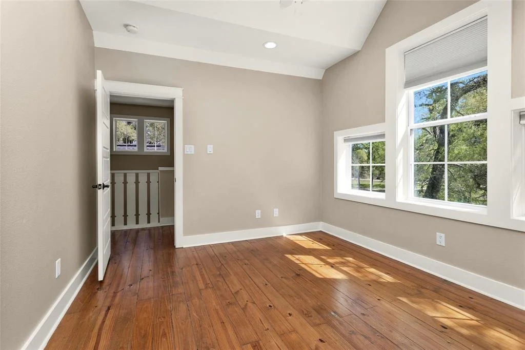 Photo of 20802 Pecan Bend Road