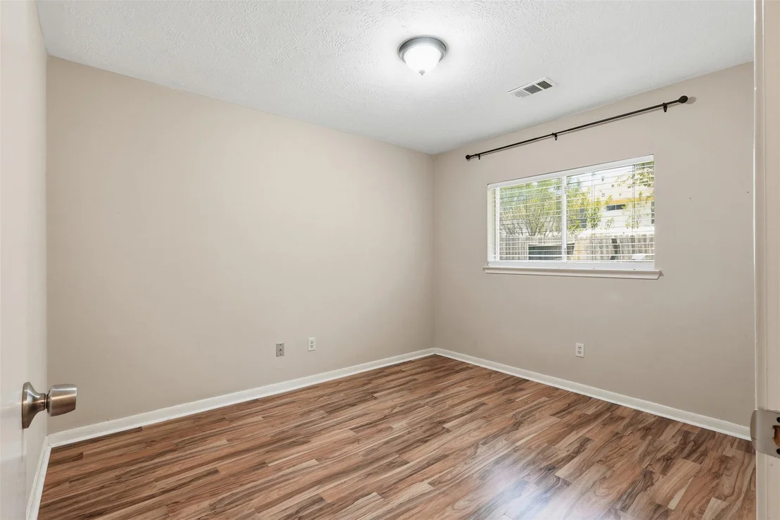 Photo of 8227 Squires Place Drive