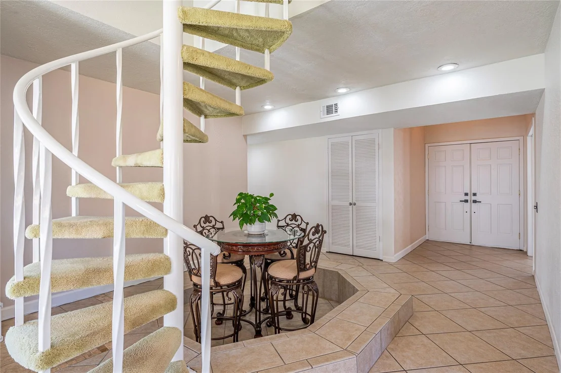Photo of 16419 Laurelfield Drive