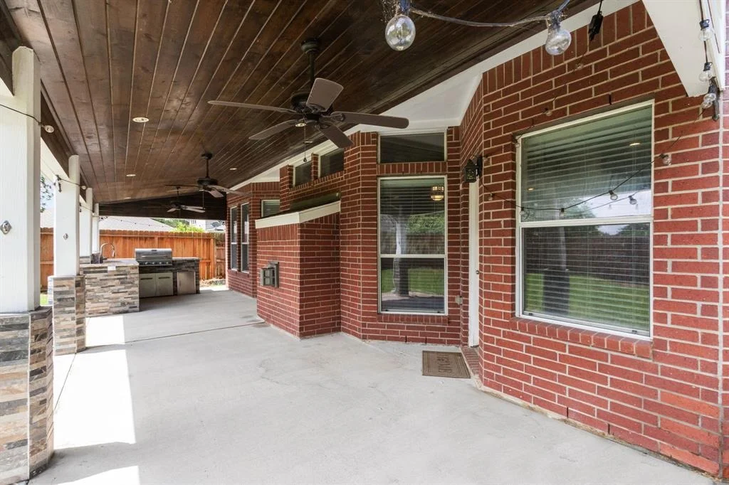 Photo of 6323 Linfield Bluff Lane