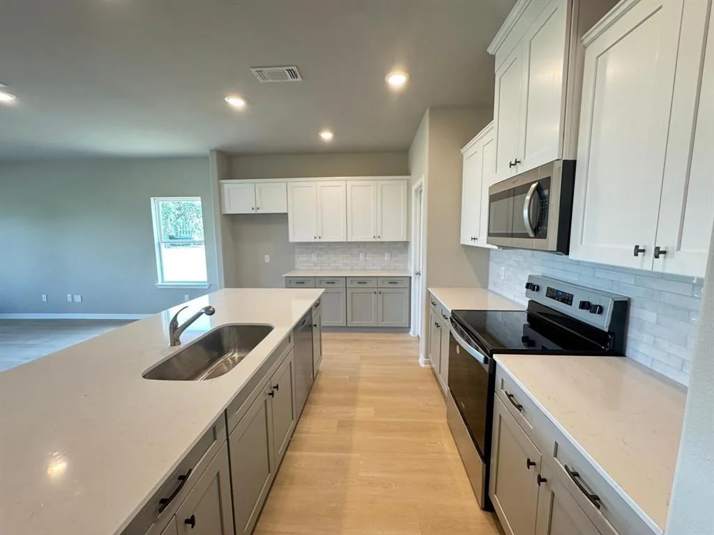 Photo of 607 W Bayshore Drive