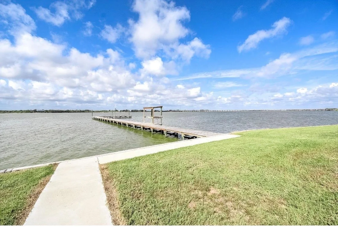 Photo of 1535 Bayview Drive