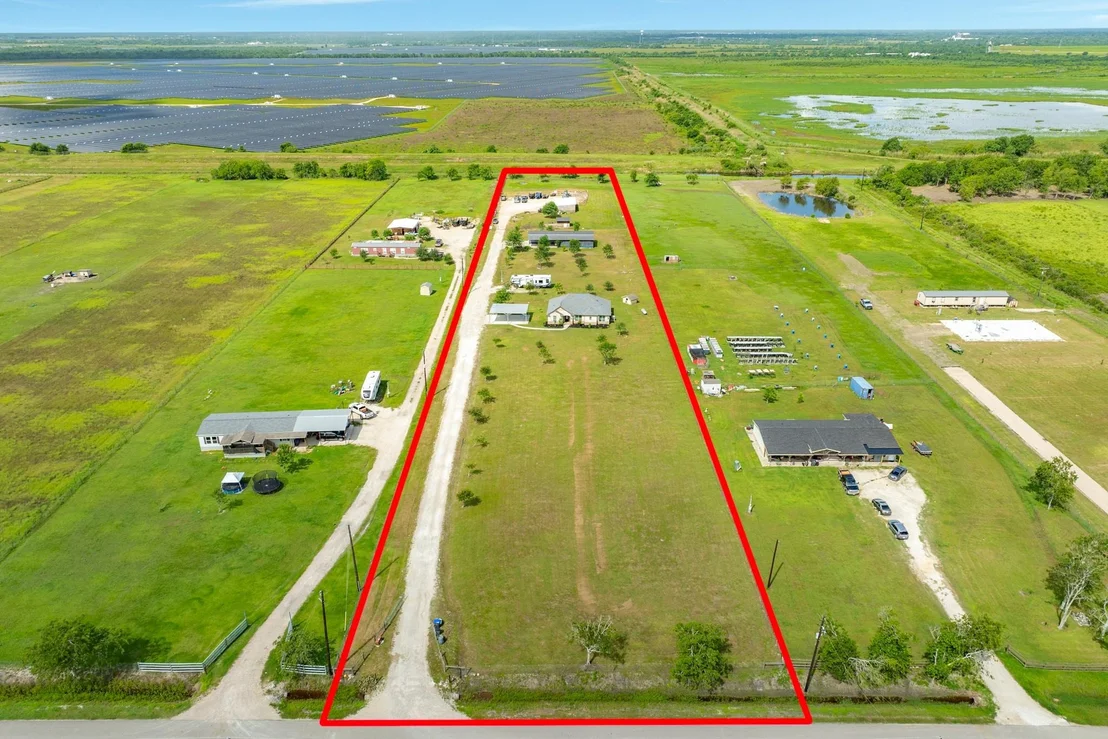 Photo of 2180 County Road 212